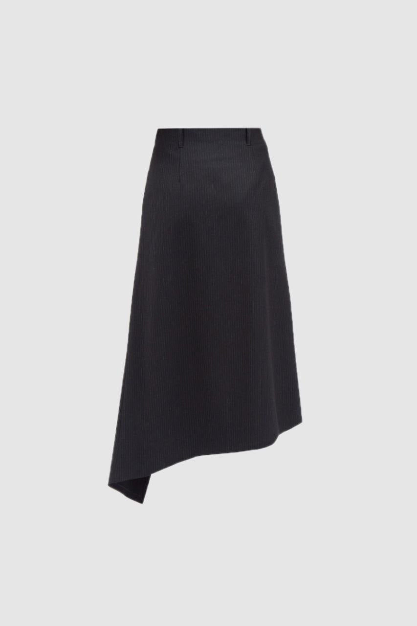 Asymmetrical Wrapping Black