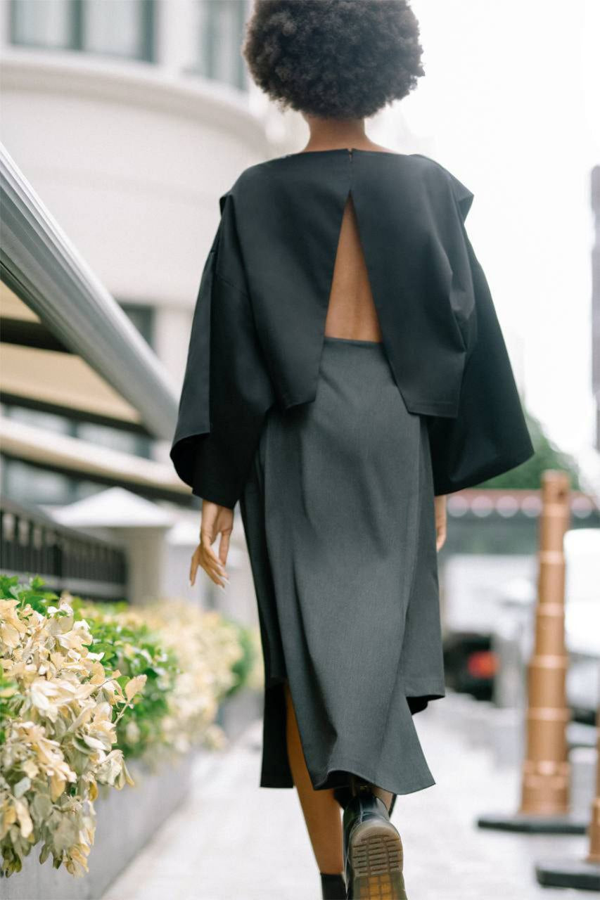 Prim Black Blouse